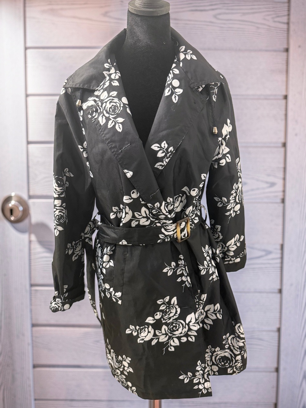 Black & White Floral Capelli New York Trench coat.
